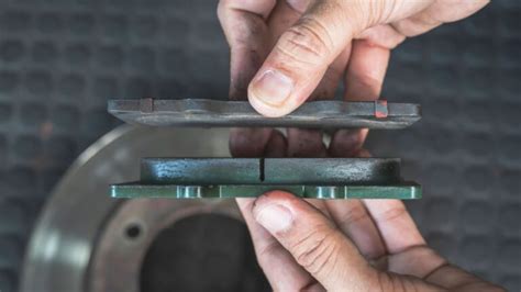 how to measure disc brake pad thickness|brake pad minimum thickness mot.